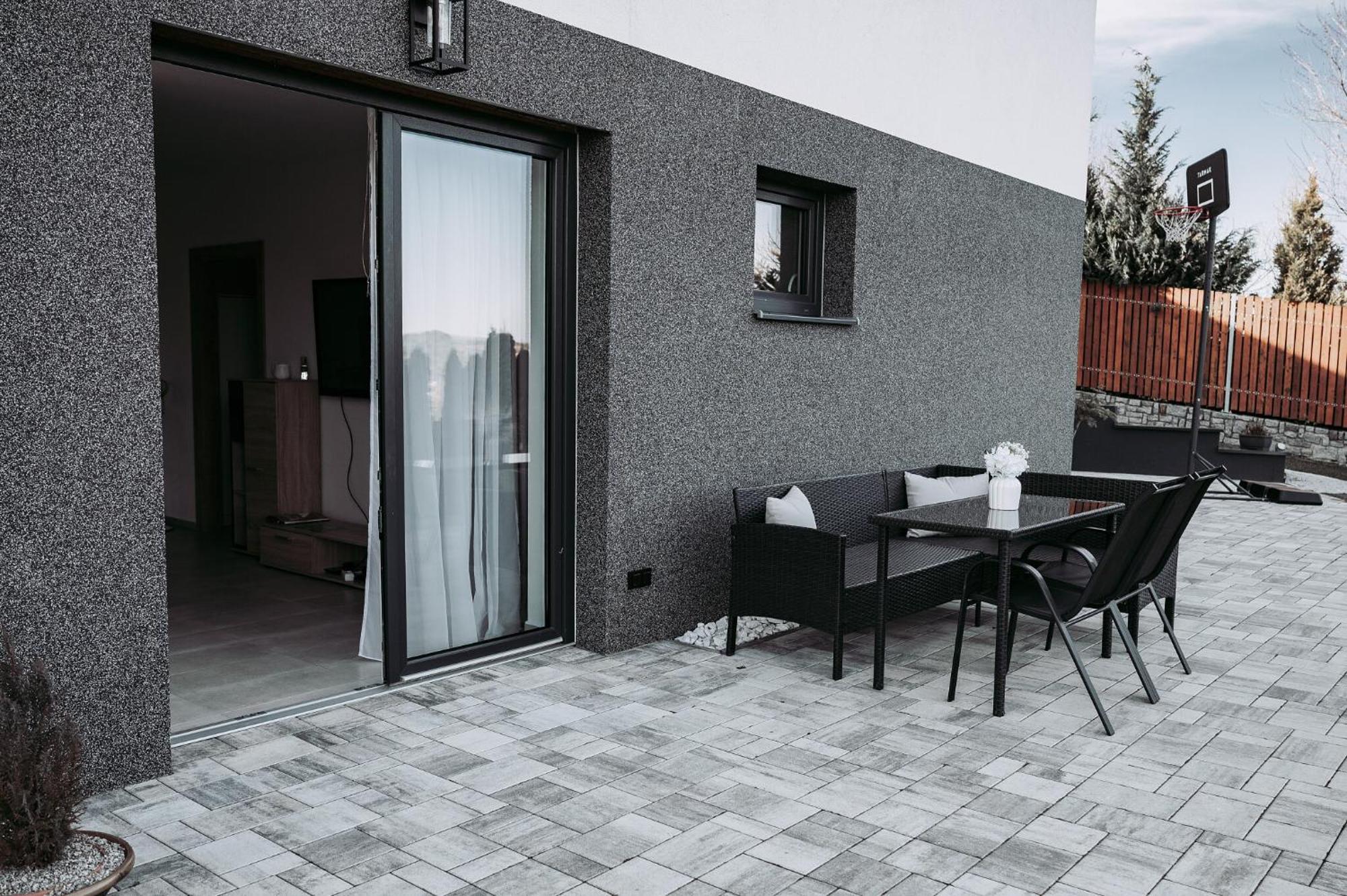 Apartman Mignon Прахатіце Екстер'єр фото